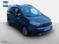 Usado Ford Tourneo Courier Titanium 95 CV (69 kW) 2017 Gris Monovolumen