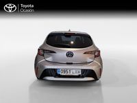 Usado Toyota Corolla Style 122 CV (89 kW) 2022 Gris / plata Berlina
