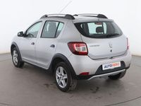 Usado Dacia Sandero Stepway 91 CV (66 kW) 2015 Blanco Utilitario