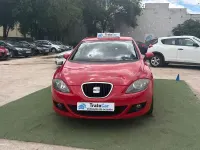 Usado Seat Leon Reference 140 CV (102 kW) 2005 Rojo Utilitario