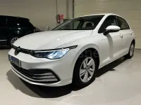 Usado VW Golf VIII Life 115 CV (84 kW) 2022 Blanco Berlina