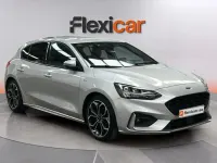 Usado Ford Focus ST-Line 125 CV (91 kW) 2018 Gris Berlina