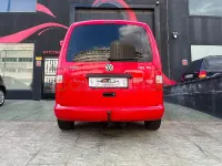 Usado VW Caddy Life 105 CV (77 kW) 2010 Rojo Monovolumen