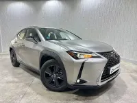 Usado Lexus UX Business Edition 184 CV (135 kW) 2022 Gris / plata SUV
