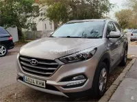 Usado Hyundai Tucson Style 141 CV (103 kW) 2018 Gris / plata SUV