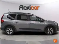 Usado Dacia Jogger Expression 110 CV (80 kW) 2024 Gris Monovolumen
