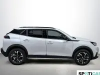Usado Peugeot 2008 Allure 101 CV (74 kW) 2023 Plateado SUV