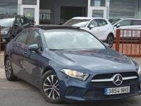 Usado Mercedes A180 116 CV (85 kW) 2021 Azul Utilitario