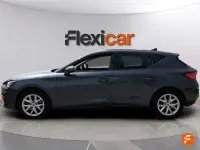 Usado Seat Leon Style 130 CV (95 kW) 2023 Gris