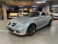Usado Mercedes SLK200 AMG Edition 1 163 CV (119 kW) 2007 Gris / plata Descapotable