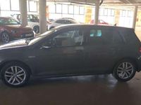 Usado VW Golf VIII Advance 131 CV (96 kW) 2020 Gris Utilitario