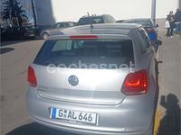 Usado VW Polo Advance 70 CV (51 kW) 2014 Gris / plata Berlina