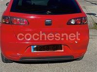 Usado Seat Ibiza Reference 85 CV (62 kW) 2008 Rojo Berlina