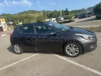 Usado Kia Ceed GT 90 CV (66 kW) 2012 Gris / plata Berlina