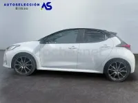 Usado Toyota Yaris Hybrid Plus 130 CV (95 kW) 2024 Blanco Berlina