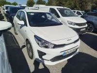 Usado Kia Rio 101 CV (74 kW) 2022 Blanco Utilitario