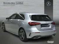 Usado Mercedes A180 136 CV (100 kW) 2025 Gris / plata Berlina