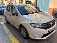 Usado Dacia Sandero Lauréate 75 CV (55 kW) 2014 Blanco Berlina