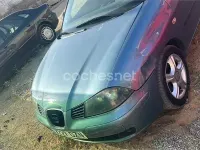 Usado Seat Ibiza 100 CV (73 kW) 2006 Azul Utilitario