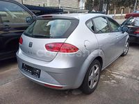 Käytetty Seat Leon Reference 105 HP (77 kW) 2012 Harmaa Sedan