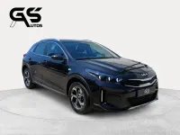 Usado Kia XCeed 100 CV (73 kW) 2024 Negro SUV