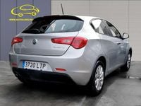 Usado Alfa Romeo Giulietta Super 120 CV (88 kW) 2021 Gris Utilitario