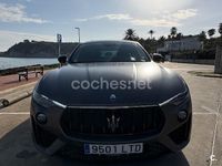 Usado Maserati Levante 430 CV (316 kW) 2020 Gris / plata SUV