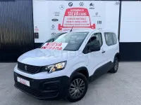 Usado Peugeot Rifter Allure 100 CV (73 kW) 2023 Blanco Monovolumen
