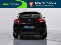 Usado Alfa Romeo Stelvio Veloce 209 CV (153 kW) 2021 Negro SUV