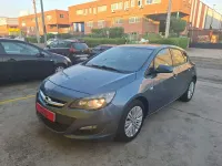 Usado Opel Astra Selective 110 CV (80 kW) 2016 Azul Berlina