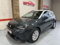 Usado Seat Arona Style 110 CV (80 kW) 2022 Gris SUV
