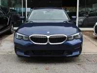 Usado BMW 318 151 CV (111 kW) 2020 Azul Familiar