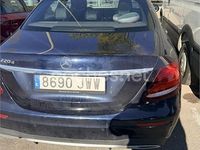 Usado Mercedes E220 194 CV (142 kW) 2017 Azul Berlina
