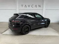 Usado Porsche Cayenne E-Hybrid 462 CV (339 kW) 2018 Negro SUV