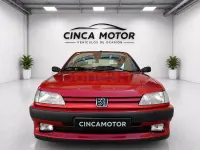 Usado Peugeot 306 92 CV (67 kW) 1995 Granate Berlina