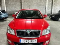 Usado Skoda Octavia Style 115 CV (84 kW) 2018 Rojo Berlina