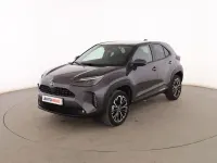 Usado Toyota Yaris Cross Style 116 CV (85 kW) 2022 Gris SUV
