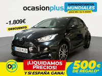 Usado Toyota Yaris Hybrid Sport 116 CV (85 kW) 2023 Negro Berlina