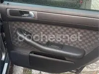 Usado Audi A6 163 CV (119 kW) 2004 Gris / plata Familiar