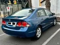 Usado Honda Civic Comfort 140 CV (102 kW) 2006 Azul Berlina