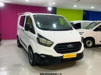 Begagnad Ford Transit Custom Ambiente 105 HK (77 kW) 2020 Vit Sedan