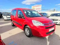 Usado Citroën Berlingo Attraction 75 CV (55 kW) 2013 Rojo Monovolumen