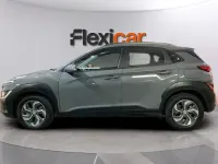 Usado Hyundai Kona 141 CV (103 kW) 2022 Gris SUV