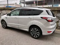 Usado Ford Kuga ST-Line 150 CV (110 kW) 2019 Gris / plata SUV