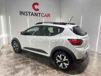 Usado Dacia Sandero Expression 91 CV (66 kW) 2023 Blanco Berlina