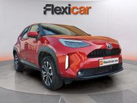 Usado Toyota Yaris Hybrid Active 116 CV (85 kW) 2024 Granate