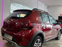 Gebraucht Dacia Sandero Comfort 90 PS (66 kW) 2020 Rot Limousine