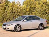 Usado Honda Accord Sport 155 CV (114 kW) 2004 Gris / plata Berlina