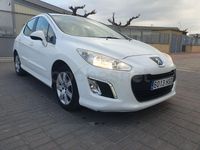 Usado Peugeot 308 Active 92 CV (67 kW) 2013 Blanco Berlina