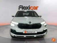 Usado Skoda Kamiq Selection 115 CV (84 kW) 2025 Blanco SUV